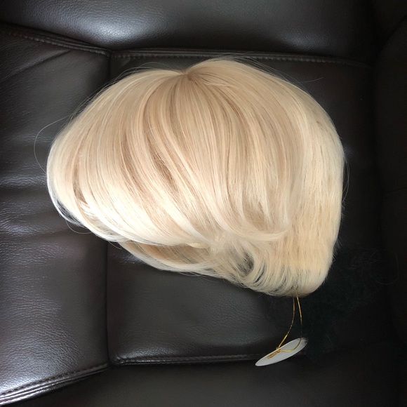 NWT 6-8” Pale blonde pixie warm dimension wig mens womens bangs unisex short - Picture 13 of 16